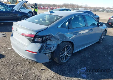 2024 Honda Civic Touring z USA, uszkodzony, nr VIN 2HGFE1F90RH312529